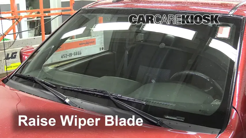2011 Chevrolet Colorado LT 3.7L 5 Cyl. Crew Cab Pickup Escobillas de limpiaparabrisas delantero Cambiar escobillas de limpiaparabrisas